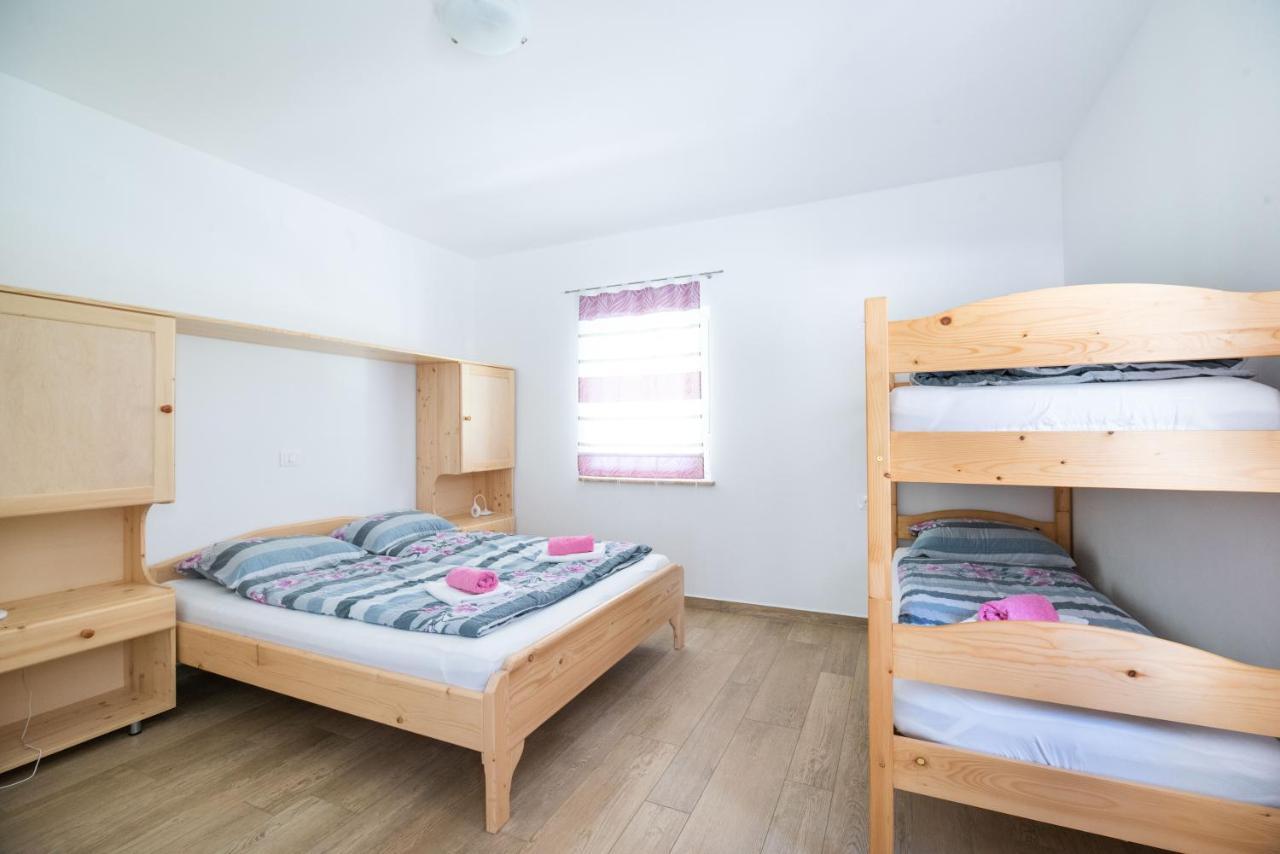 House Dormica Apartment เทรนตา ภายนอก รูปภาพ