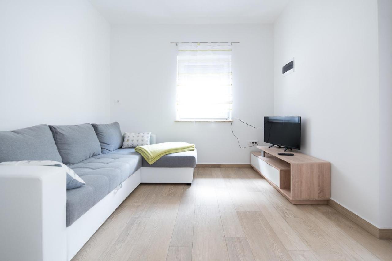 House Dormica Apartment เทรนตา ภายนอก รูปภาพ
